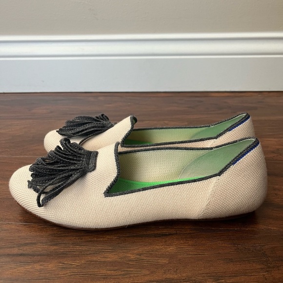 Rothy's Merino Wool White and Gray Tassel Loafers-Size 7.5-Retired Edition - Picture 4 of 8